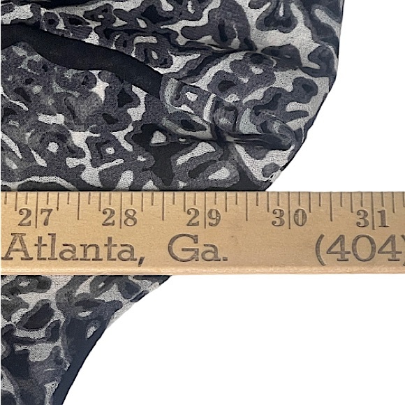 Adrienne Vittadini Black & White Paisley Design Beaded B-Neck Blouse Size XL EUC - Picture 9 of 14